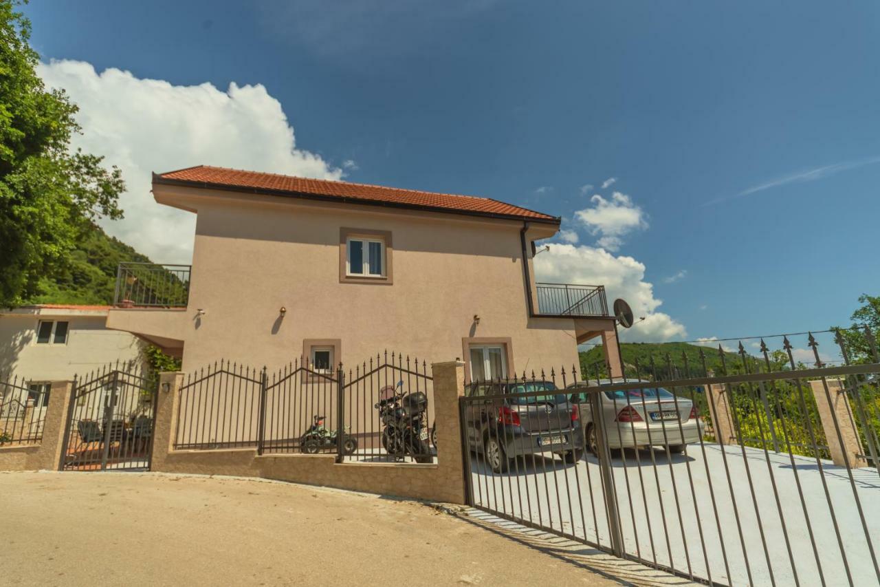 Villa Sunny Hill Budua Esterno foto